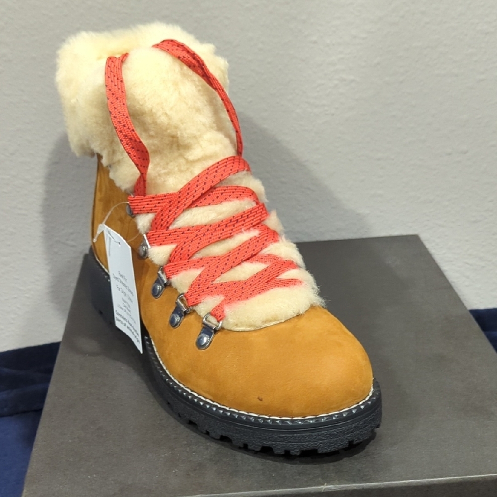J. Crew Tan Boots with Red Laces and Shearling Lining - Picture 2 of 4